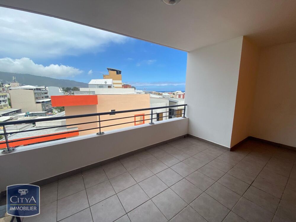 location Appartement - 4 pièce(s) - 73 m² Sainte-Clotilde (97490)