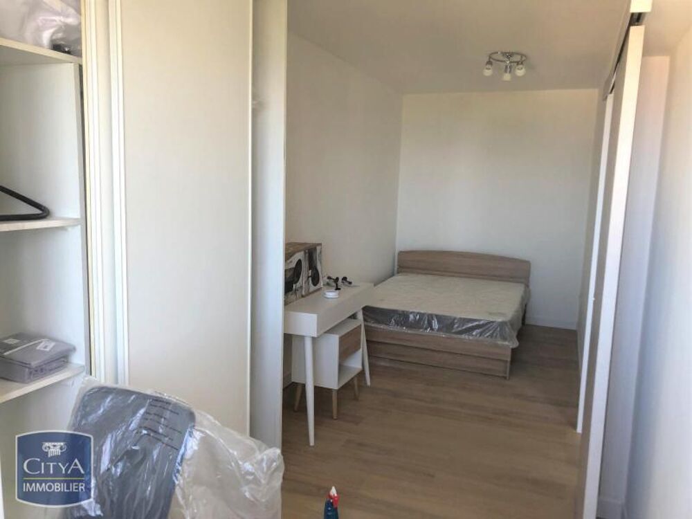 location Appartement - 3 pièce(s) - 58 m² Sainte-Clotilde (97490)