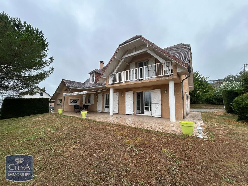 location Maison - 5 pièce(s) - 155 m² Aressy (64320)