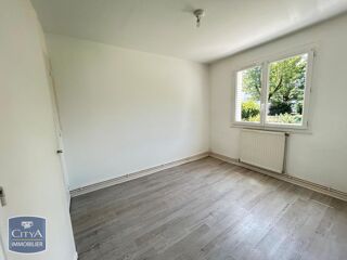  Appartement à louer 4 pièces 63 m²