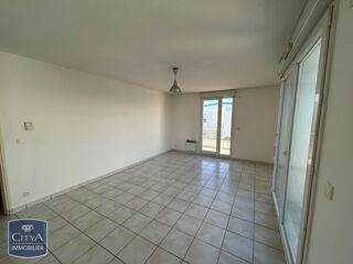  Appartement à louer 3 pièces 64 m²