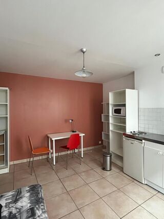  Appartement à louer 1 pièce 21 m²
