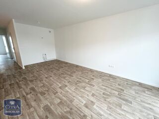  Appartement à louer 3 pièces 65 m²