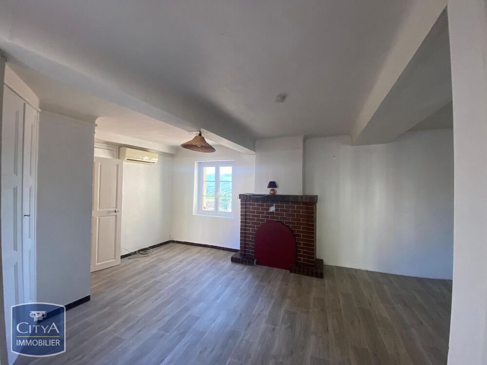 location Maison - 4 pièce(s) - 106 m² Bagnols-en-Forêt (83600)
