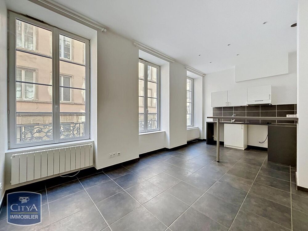 location Appartement - 3 pièce(s) - 56 m² Lyon 1