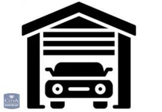  Parking / Garage à louer 