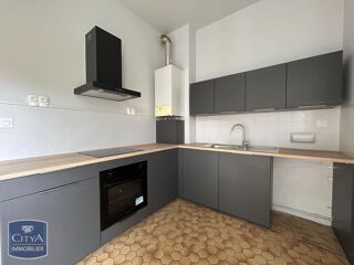  Appartement à louer 4 pièces 101 m²
