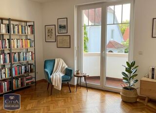  Appartement à louer 3 pièces 81 m²