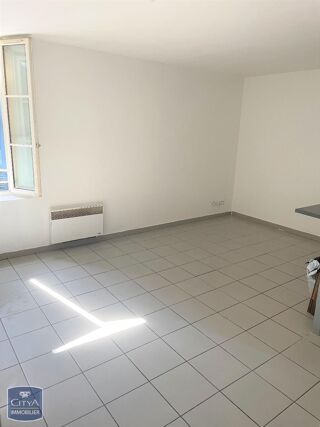  Appartement à louer 2 pièces 40 m²