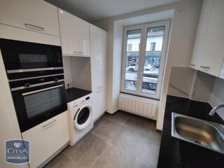  Appartement à louer 3 pièces 75 m²