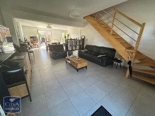  Maison à louer 5 pièces 103 m²
