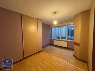  Appartement à louer 2 pièces 57 m²