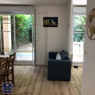  Appartement à louer 1 pièce 40 m²