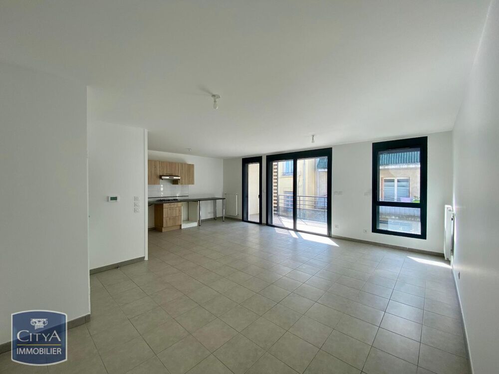À LOUER Bel appartement de type T3 situé dans le quartie....