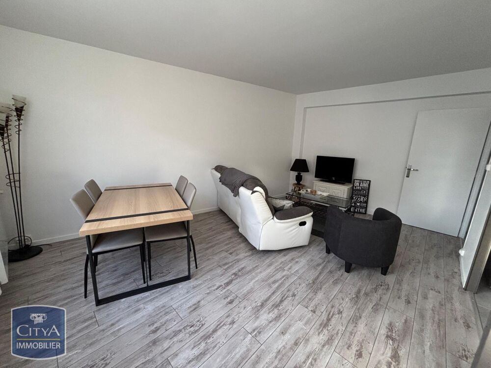 Centre Ville - À LOUER : Appartement T3 meublé situé dan....
