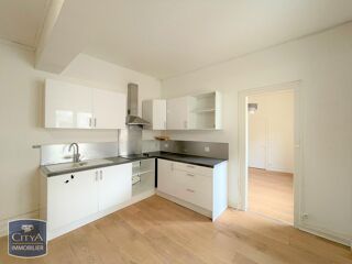  Appartement à louer 3 pièces 69 m²