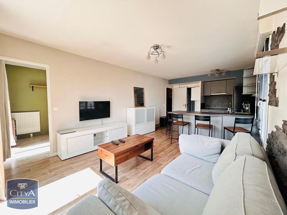 À LOUER : Appartement T3 à Brie Comte Robert, situé dans....
