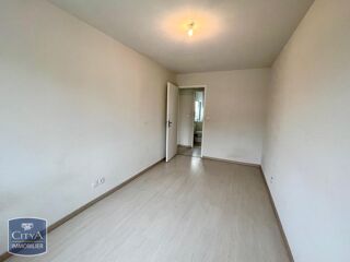  Maison à louer 4 pièces 87 m²