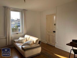  Appartement à louer 2 pièces 44 m²