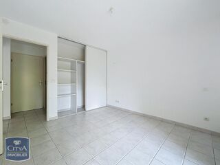  Appartement à louer 2 pièces 50 m²