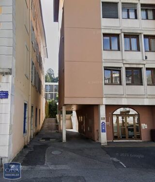  Parking / Garage à louer 