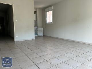  Appartement à louer 1 pièce 36 m²