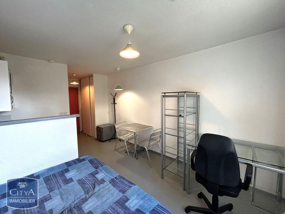 location Appartement - 1 pièce(s) - 17 m² Jacob-Bellecombette (73000)