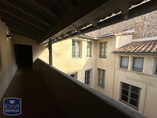  Appartement à louer 1 pièce 33 m²