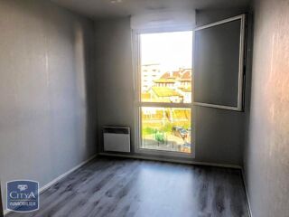  Appartement à louer 3 pièces 60 m²
