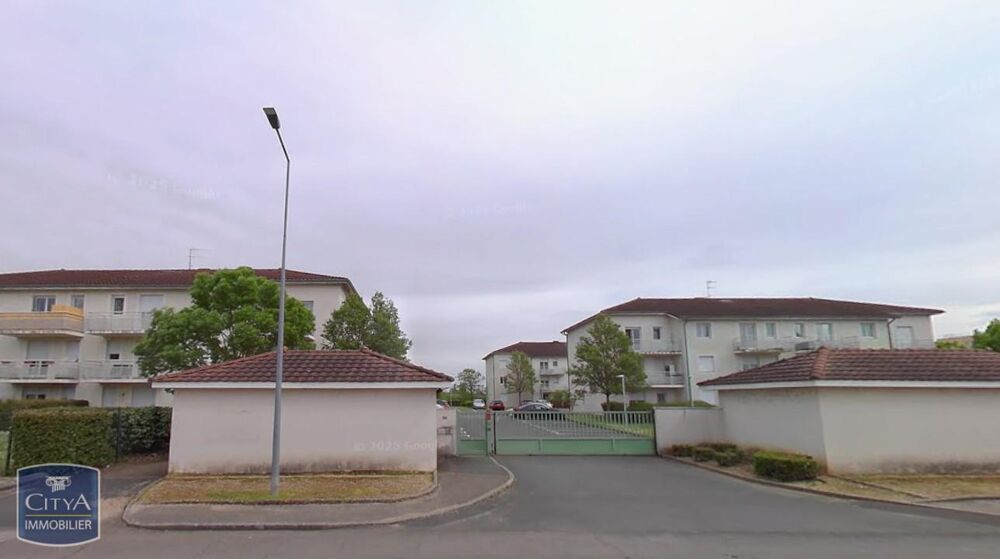 À LOUER : Appartement T2 situé à Saint Laurent sur Saône....