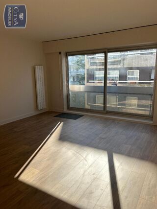  Appartement à louer 2 pièces 53 m²