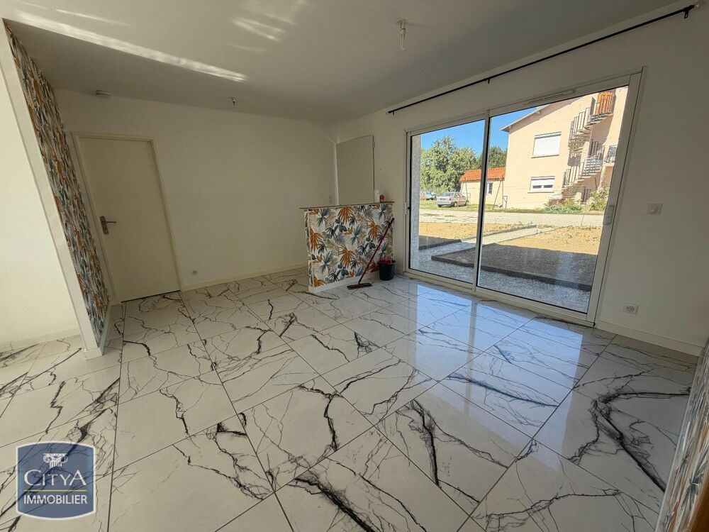 À LOUER : Charmante villa T4 située à Auterive. Ce bien ....
