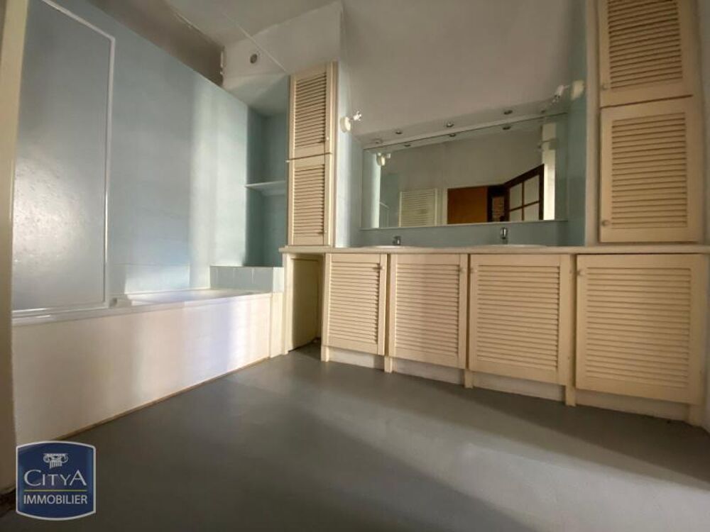 A LOUER: Charmant appartement de type T3 situé à Mâcon, ....