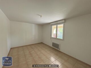 location Appartement - 5 pièce(s) - 124 m² Bergerac (24100)