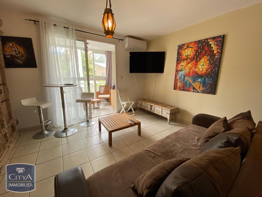 location Appartement - 1 pièce(s) - 22 m² La Possession (97419)