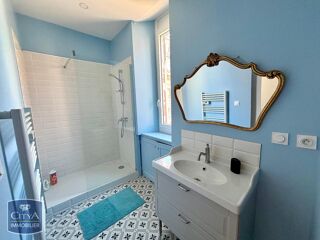  Appartement à louer 2 pièces 60 m²