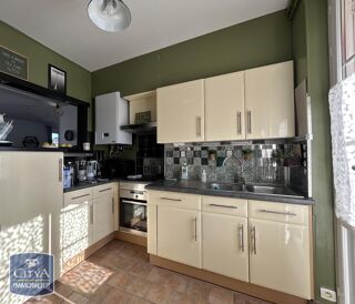  Appartement à louer 5 pièces 95 m²