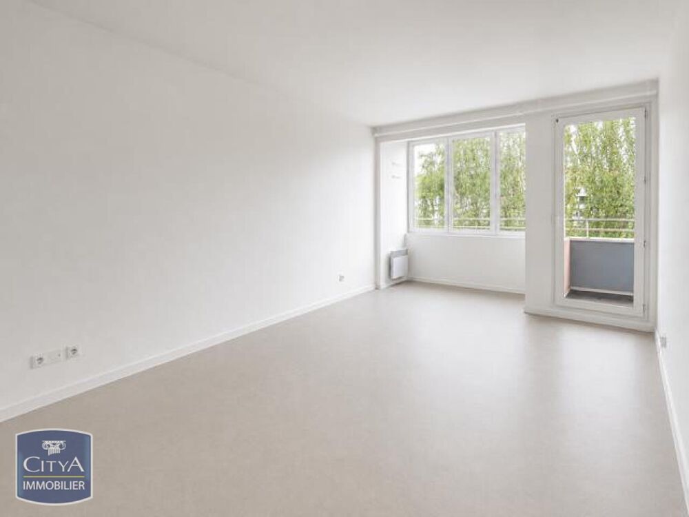 À LOUER : Un studio à Livry-Gargan, idéalement situé dan....