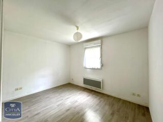  Appartement à louer 2 pièces 48 m²