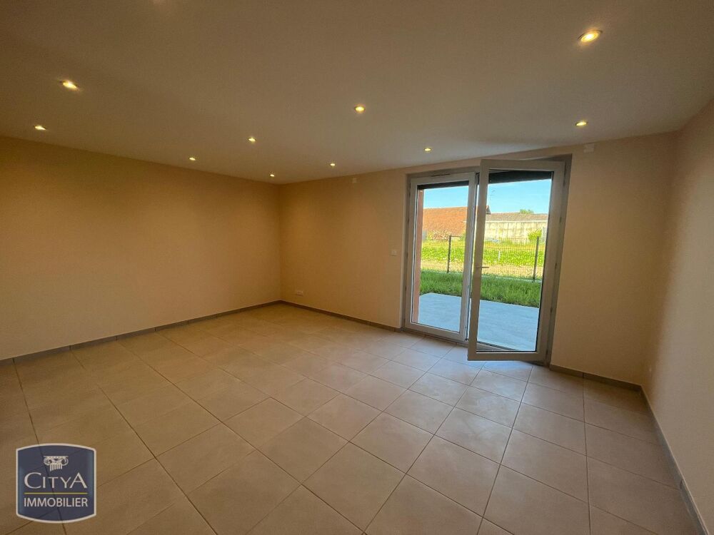 location Appartement - 4 pièce(s) - 101 m² Feillens (01570)