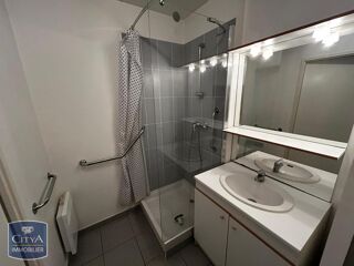  Appartement à louer 2 pièces 40 m²