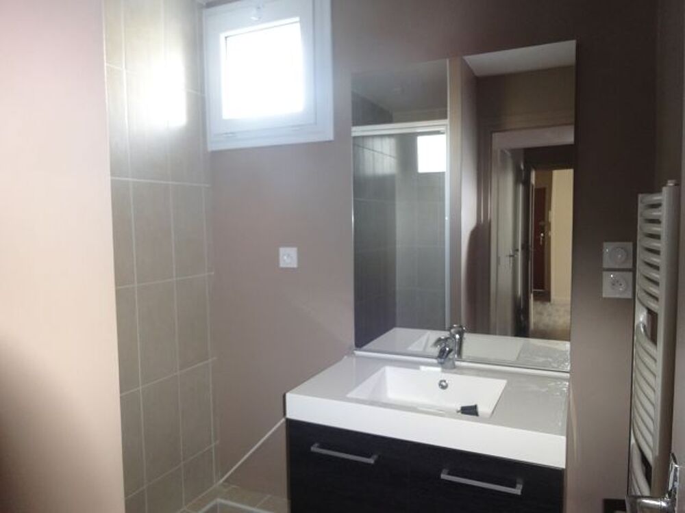 location Appartement - 2 pièce(s) - 47 m² Clermont-Ferrand (63000)