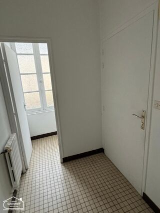  Appartement à louer 3 pièces 60 m²