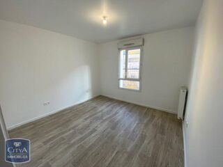  Appartement à louer 3 pièces 60 m²
