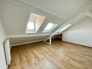  Appartement à louer 3 pièces 74 m²