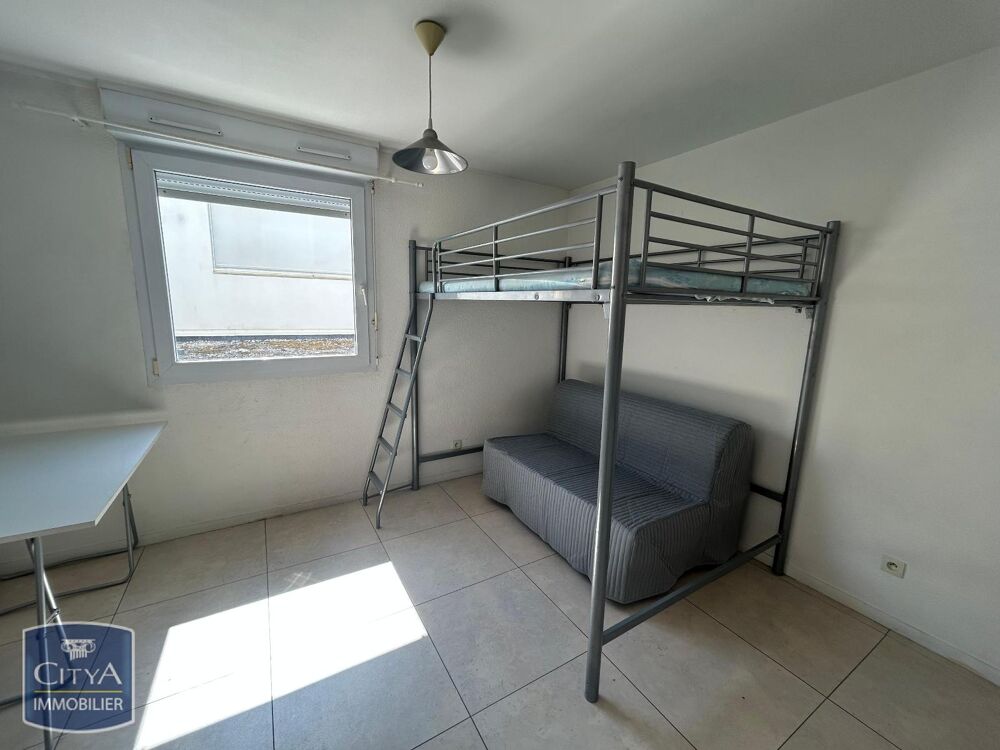 À LOUER : Charmant appartement T1 meublé de 18m² situé a....