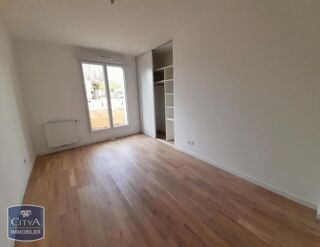  Appartement à louer 3 pièces 66 m²