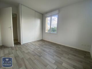  Appartement � louer 4 pi�ces 77 m�