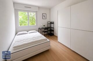  Appartement à louer 6 pièces 107 m²