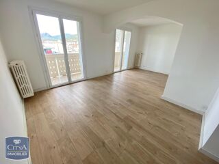  Appartement à louer 3 pièces 69 m²